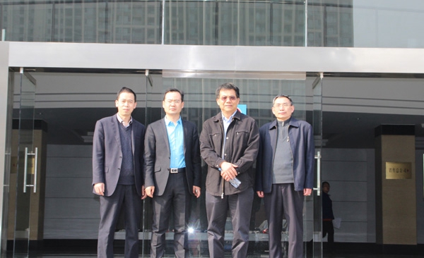 美国加州大学新能源杨阳教授旅行永利yl23455